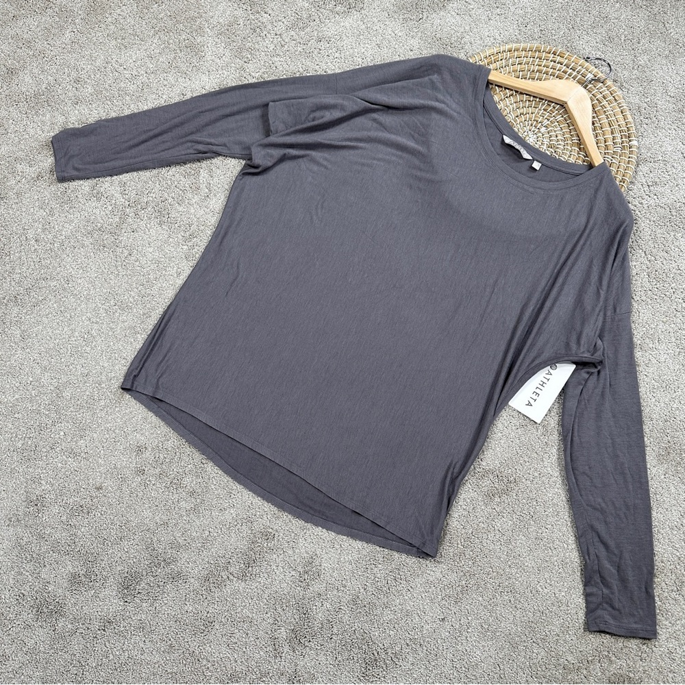 NWT Athleta Women’s Threadlight Asym Relaxed Longsleeve Shirt in Silver Bells XL - Picture 2 of 10